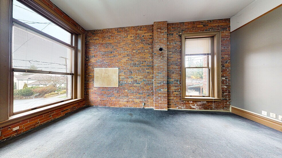 More Photos Of 1024 1st St, Snohomish Storefront Retail Office For Lease