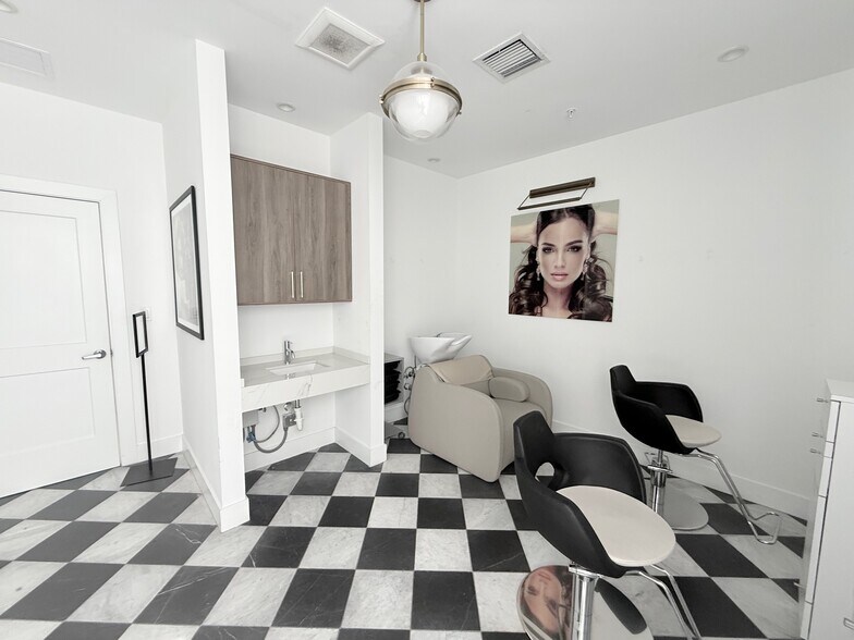 More Photos Of 218 NW 8th St, Miami Apartments For Lease