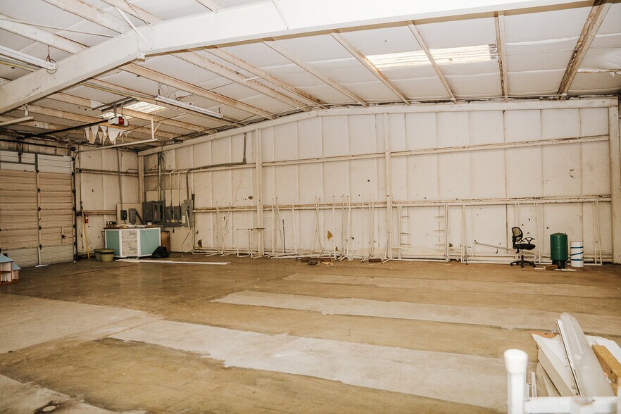 More Photos Of 603 Pilgrim Ave, Muscle Shoals Flex For Sale