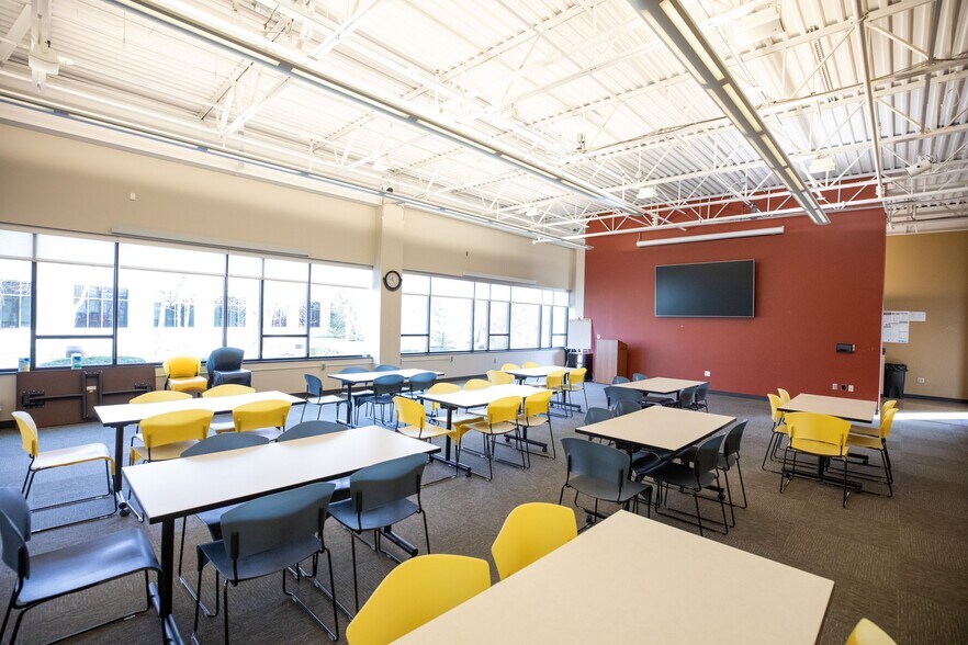 More Photos Of 16041 Foster, Overland Park Office For Sale