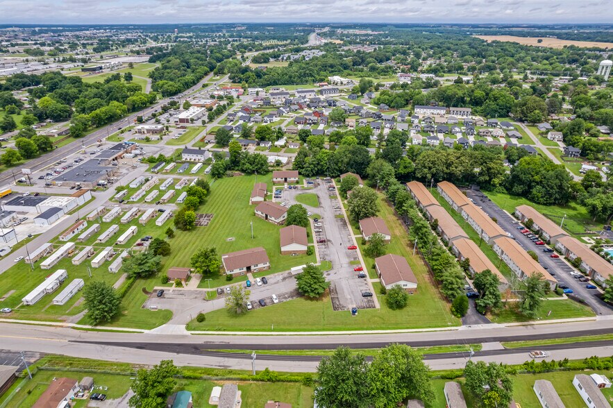 More Photos Of 151 Wallace Blvd, Clarksville Apartments For Sale