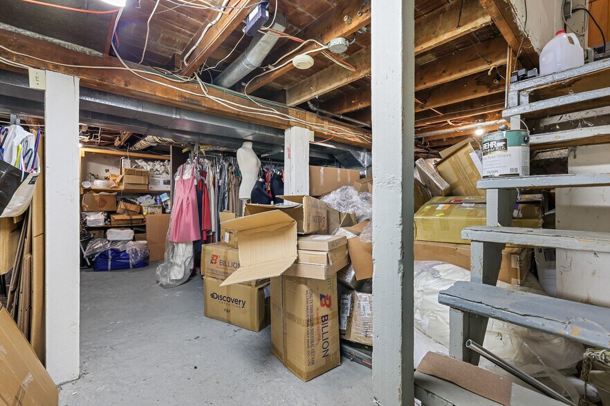 More Photos Of 620 Marsh Rd NE, Calgary General Retail For Lease