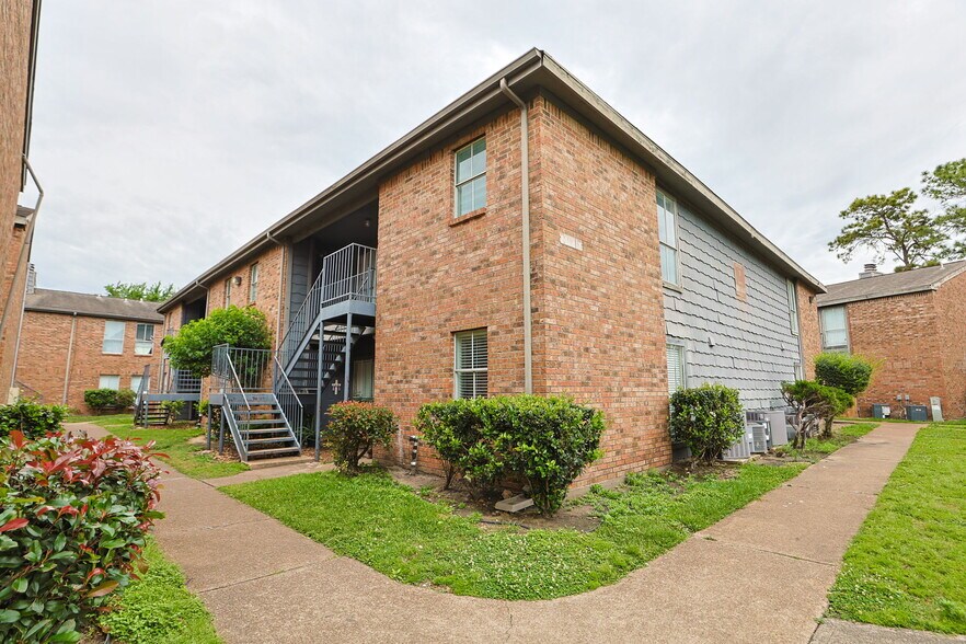 More Photos Of 5455 Timber Creek Place Dr, Houston Apartments For Sale