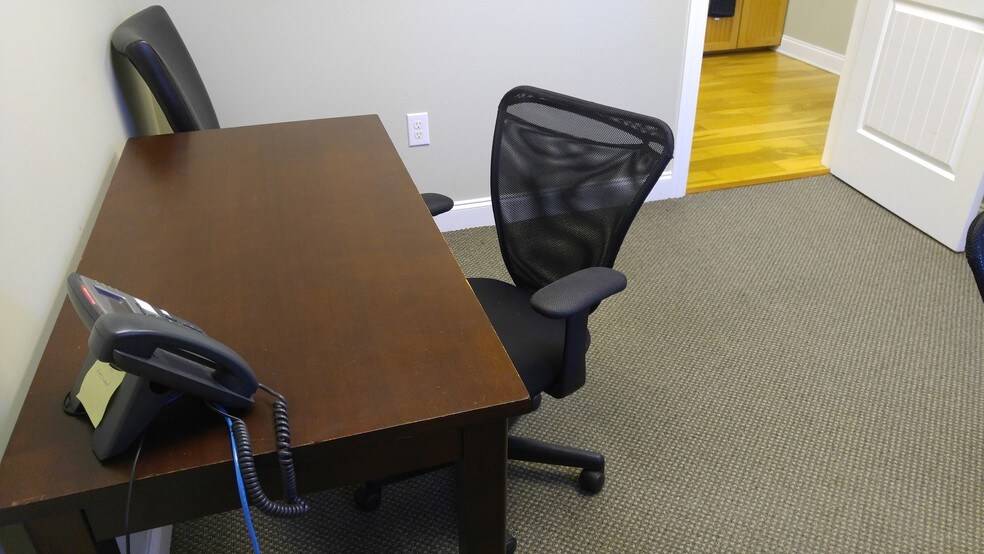 More Photos Of 5 Silva Terra Dr, Wilmington Medical For Lease