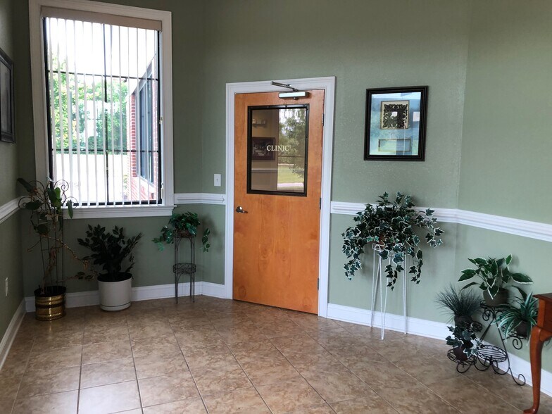 More Photos Of 102 Northside Park, Elizabeth City Medical For Sale