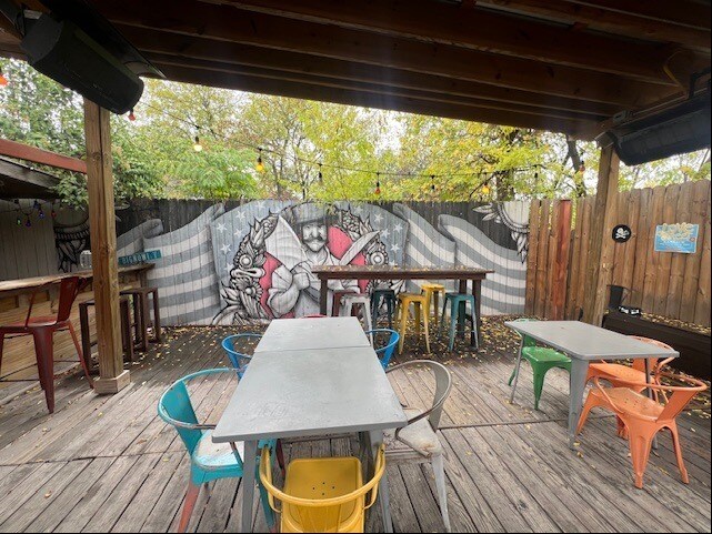 More Photos Of 1701 E Houston St, San Antonio Restaurant For Lease