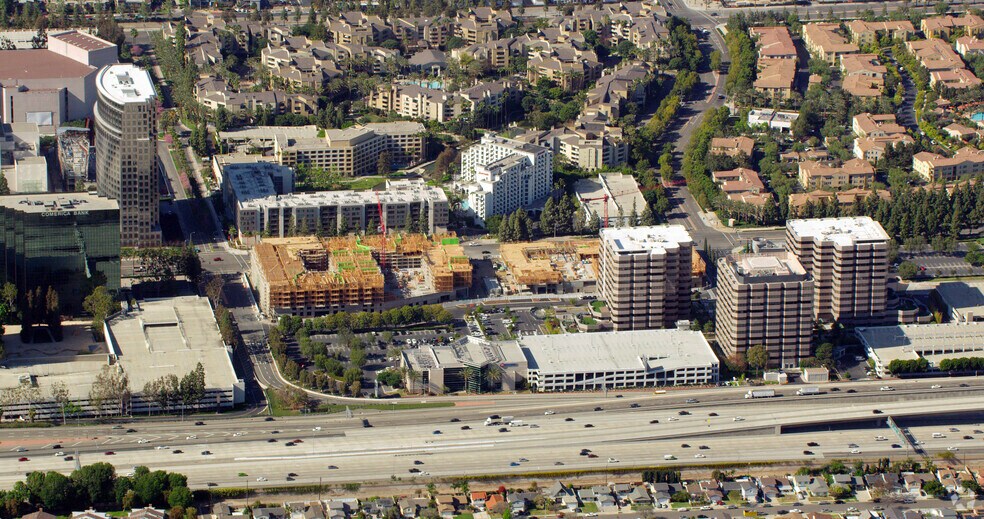 More Photos Of 585 Anton Blvd, Costa Mesa Apartments For Lease