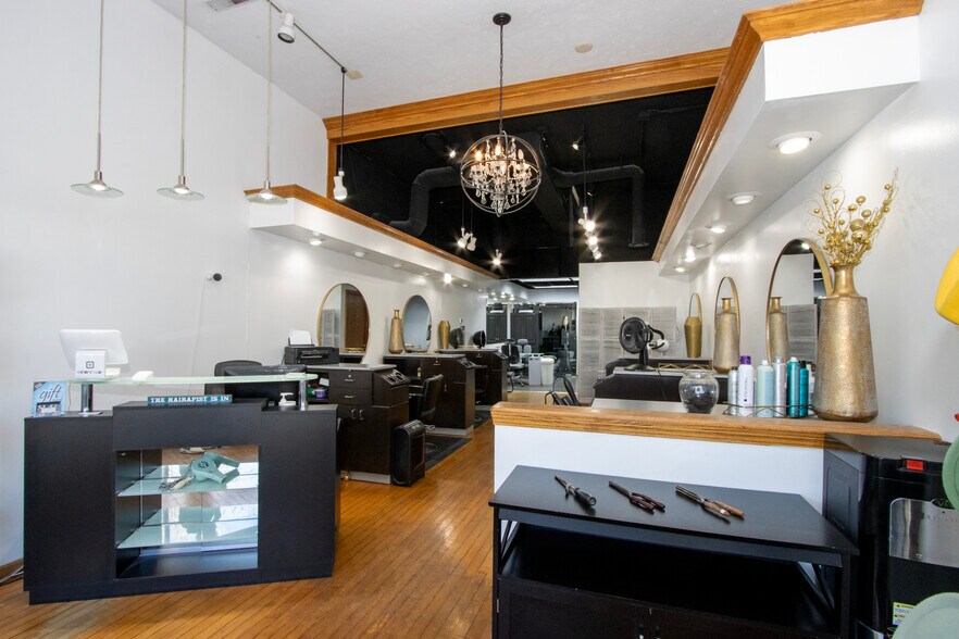 More Photos Of 7-9 W Main St, Seville Storefront For Sale