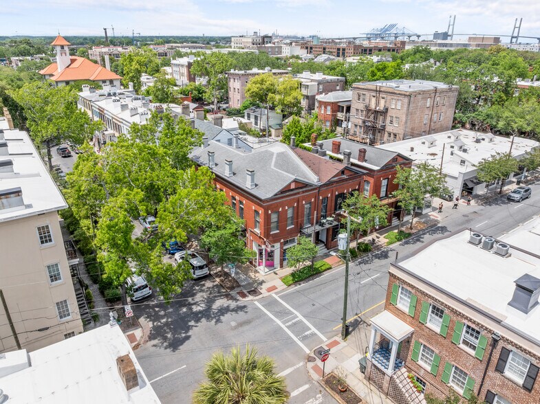 More Photos Of 417 Whitaker St, Savannah Storefront Retail Residential For Sale
