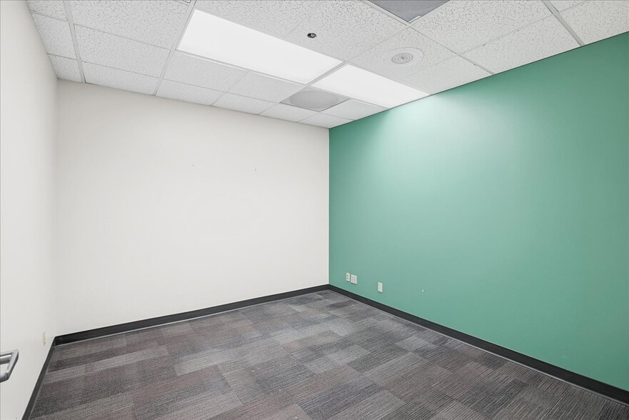 More Photos Of 12 Mauchly, Irvine Office Residential For Sale