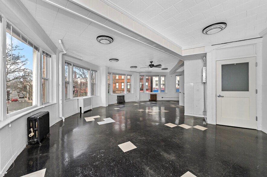 More Photos Of 11 Salem St, Medford Bank For Lease