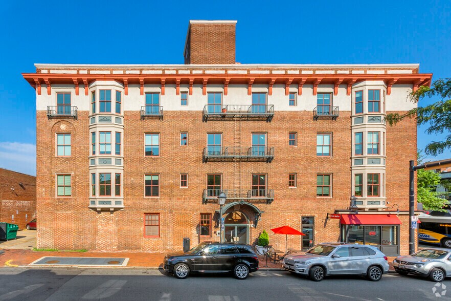 More Photos Of 101 N Columbus St, Alexandria Office For Lease