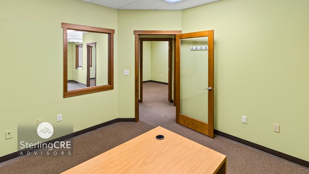 More Photos Of 400-526 Euclid Ave, Helena General Retail For Lease