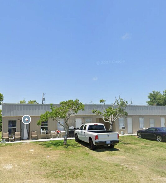 Primary Photo Of 1214 Barton St, Corpus Christi Apartments For Sale