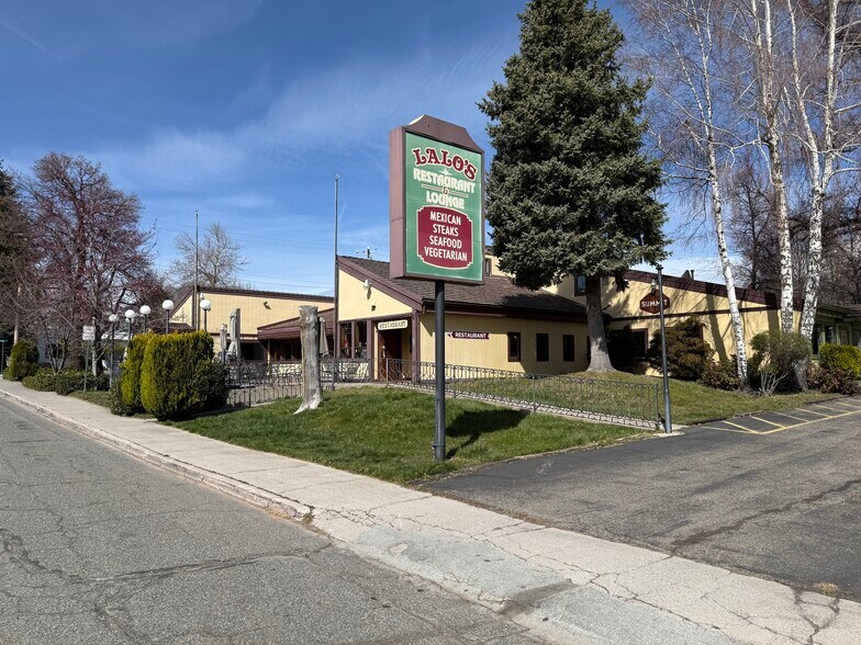 More Photos Of 520 N Mount Shasta Blvd, Mount Shasta General Retail For Sale