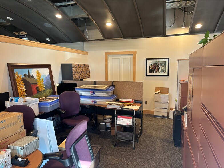 More Photos Of 300 General Palmer Dr, Palmer Lake Office For Lease