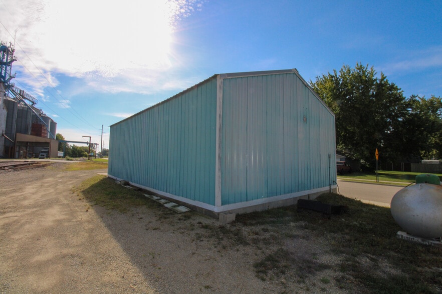 More Photos Of 14 1st SE st, Dodge Center Industrial For Sale