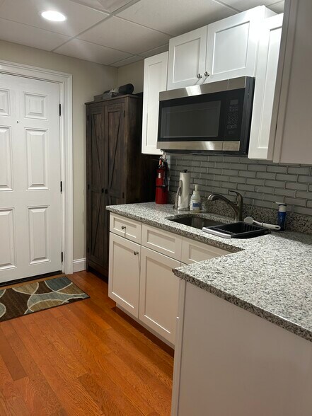 More Photos Of 2180 N Park Ave, Winter Park Loft Creative Space For Sale