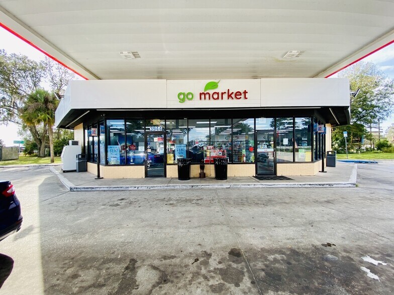 More Photos Of 225 E North Blvd, Leesburg Convenience Store For Sale