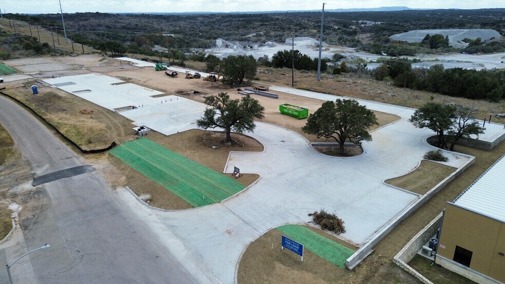 More Photos Of 200 Max Starke Dam Rd, Marble Falls Medical For Lease