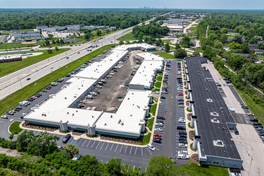 More Photos Of 6330 E 75th St, Indianapolis Light Manufacturing For Lease