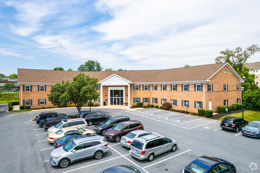 More Photos Of 1725-1755 Oregon Pike, Lancaster Office For Lease