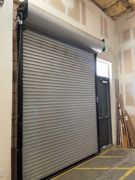 More Photos Of 28501-28505 Canwood St, Agoura Hills Unknown For Lease