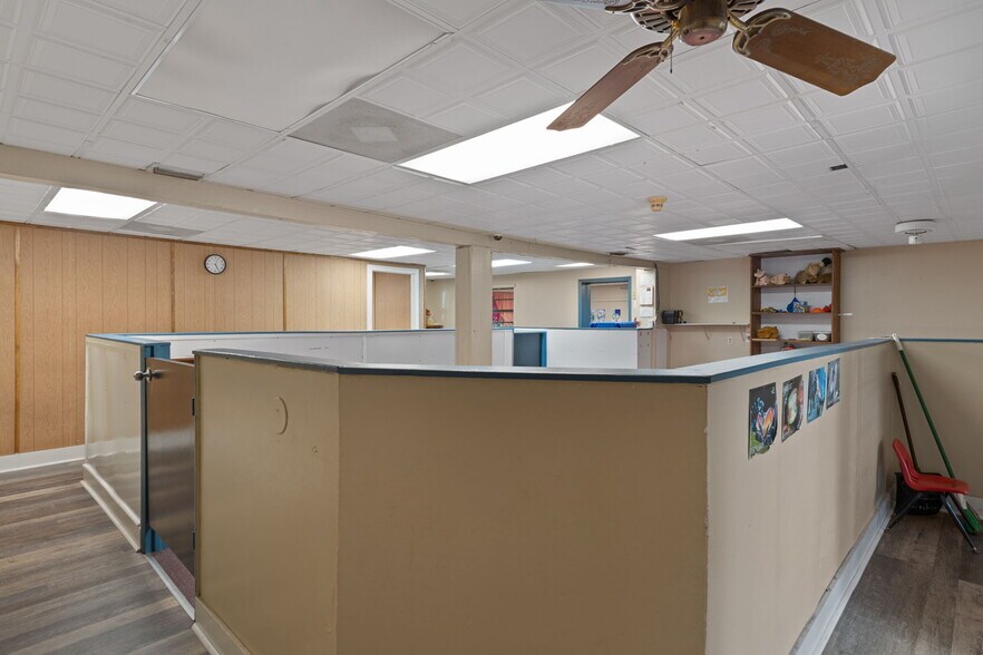 More Photos Of 639 NE 1st St, Crystal River Daycare Center For Sale