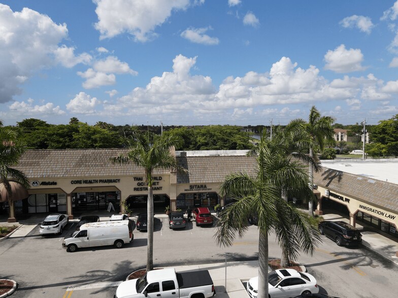 More Photos Of 11210-11300 Pines Blvd, Pembroke Pines Unknown For Lease