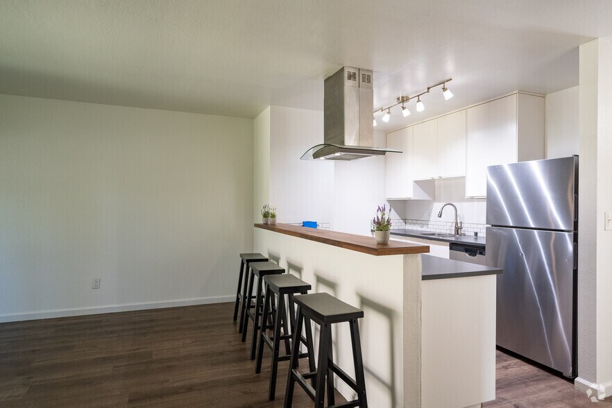 More Photos Of 801 Dutton Ave, Santa Rosa Apartments For Sale