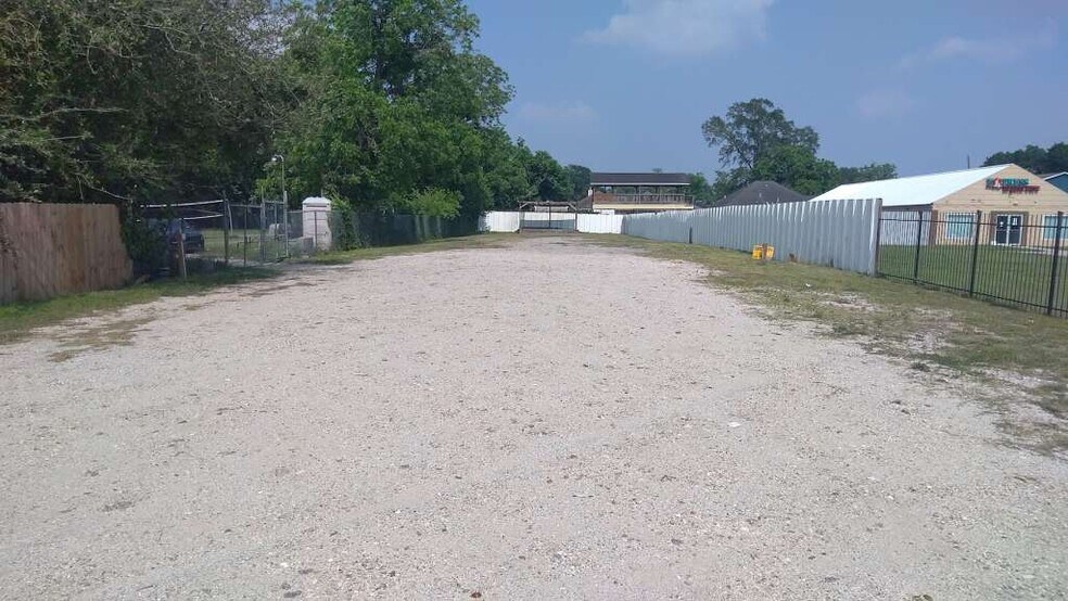 More Photos Of 9620 W Montgomery Rd, Houston Land For Sale