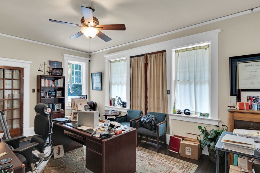 More Photos Of 508 S 9th St, Midlothian Land For Lease