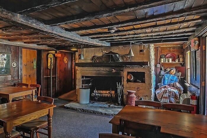 More Photos Of 4115 Old Post Rd, Charlestown Hotel For Sale