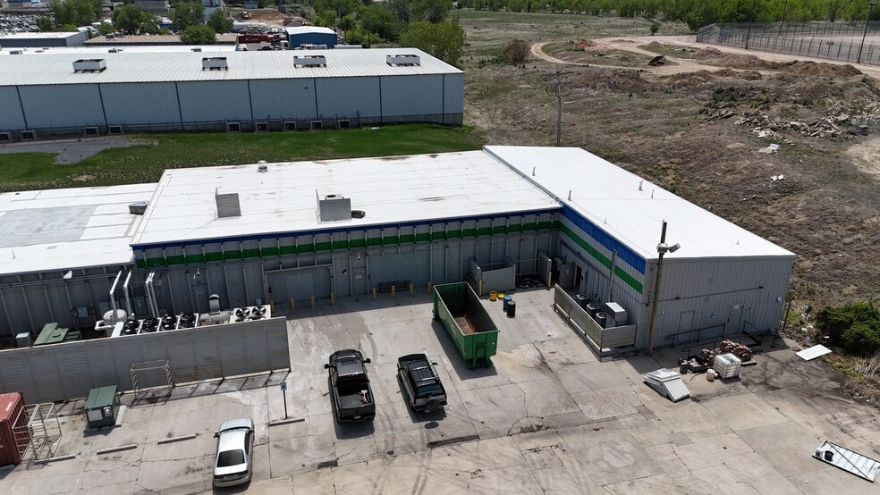 More Photos Of 3555 Moline St, Aurora Manufacturing For Lease