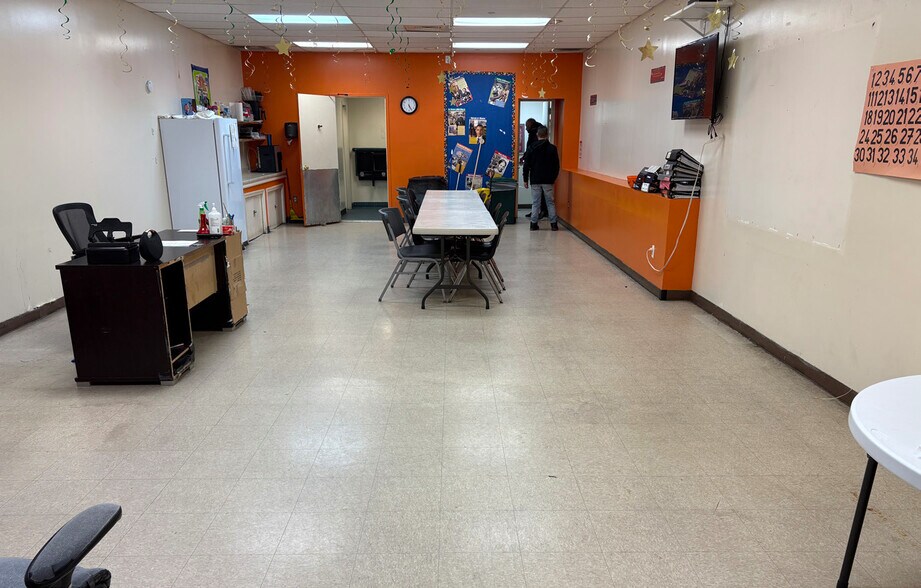 More Photos Of 90-96 Clinton St, New York Apartments For Lease