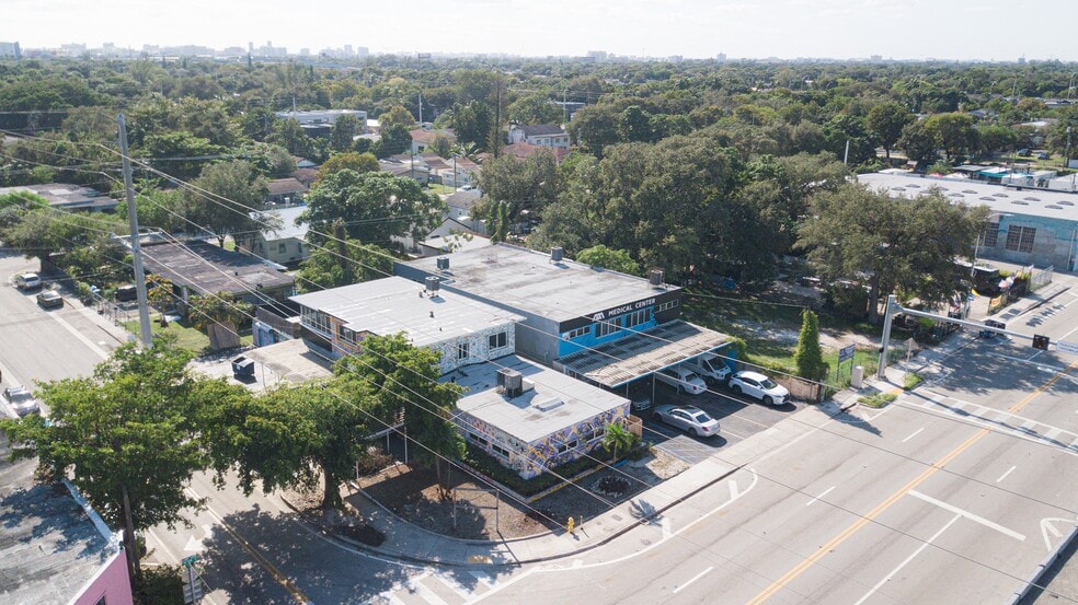 More Photos Of 300 NW 54th St, Miami Flex For Lease