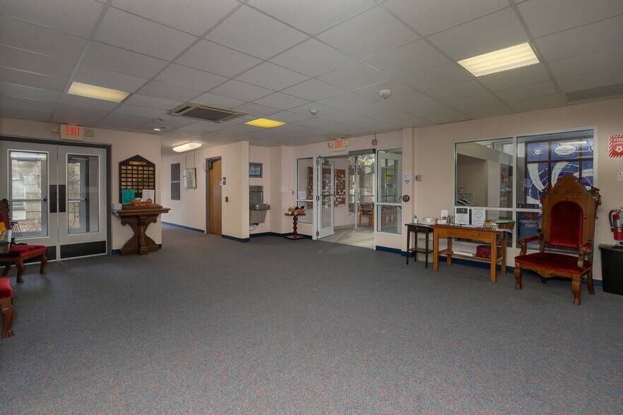 More Photos Of 1727 Walden Ln SW, Rochester Religious Facility For Sale