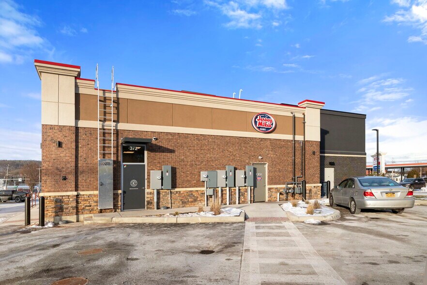 More Photos Of 372 W Pulteney St, Corning Restaurant For Sale