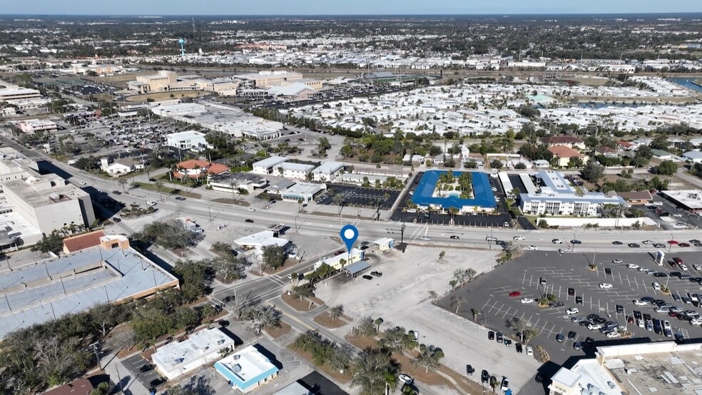 More Photos Of 700 Tamiami Trl S, Venice Carwash For Sale