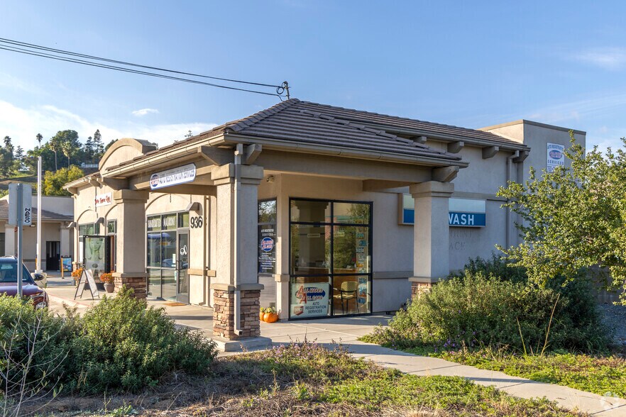 More Photos Of 936 E Mission Rd, Fallbrook Freestanding For Lease