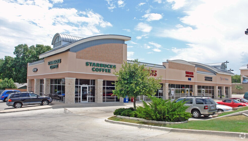 More Photos Of 3250 Hulen St, Fort Worth Unknown For Lease