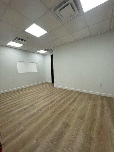 More Photos Of 4900 S University Dr, Davie Unknown For Lease