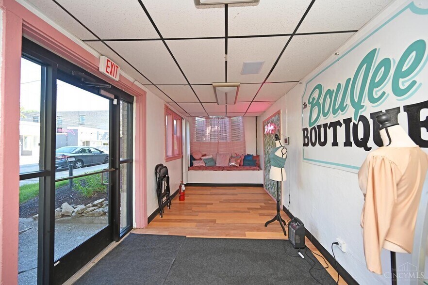 More Photos Of 3896 Reading Rd, Cincinnati Apartments For Sale