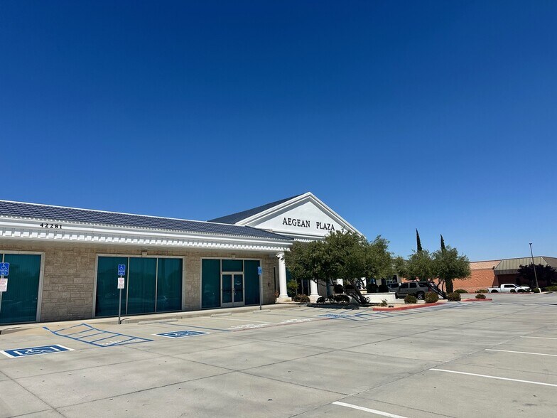 More Photos Of 42281 10th St W, Lancaster Office For Sale