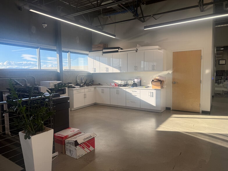 More Photos Of 2208 W 700 S, Springville Light Manufacturing For Sale