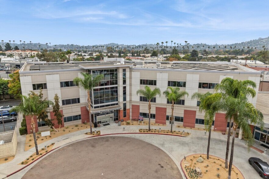 Primary Photo Of 222 W Eulalia St, Glendale Medical For Lease