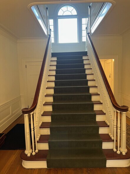 More Photos Of 1585 The Alameda, San Jose Office For Lease