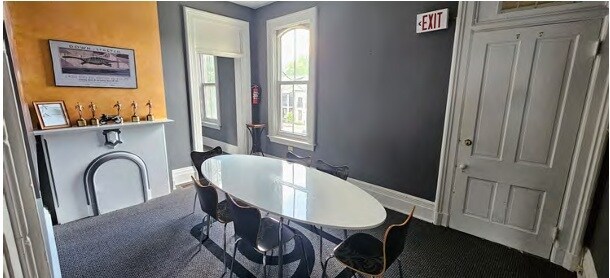 More Photos Of 5545 Madison Rd, Cincinnati Office For Sale