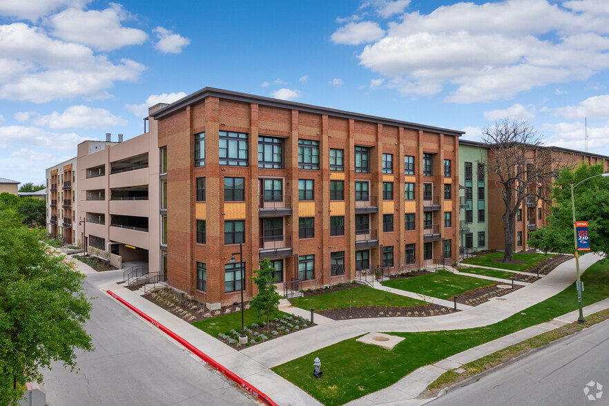 Primary Photo Of 100 Labor St, San Antonio Apartments For Lease