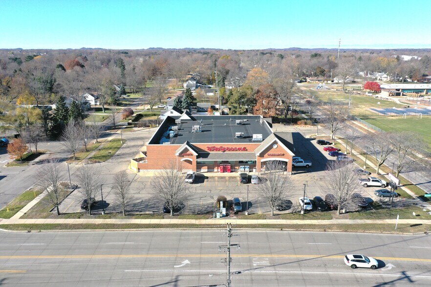 More Photos Of 780 Washington Ave, Holland Drugstore For Sale